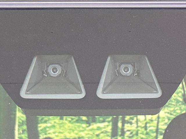 タント ファンクロスターボ　両側電動スライドドア　純正ナビ　バックカメラ　スマートアシスト　禁煙車　コーナーセンサー　スマートキー　ＬＥＤヘッド　ビルトインＥＴＣ　純正１５インチＡＷ　オートハイビーム　オートライト（30枚目）