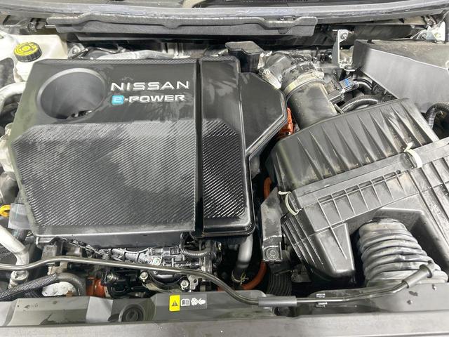 エクストレイル Ｇ　ｅ－４ＯＲＣＥ　純正１２型ナビ　全周囲カメラ　プロパイロット　セーフティアシスト　後側方車輛検知警報　パークアシスト　デジタルインナーミラー　電動リアゲート　合皮シート　全席シートヒーター　前席パワーシート（18枚目）