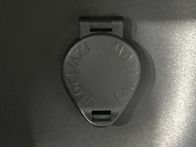 ヤリスクロス Ｇ　純正８型ディスプレイ　バックカメラ　セーフティセンス　レーダークルーズ　禁煙車　クリアランスソナー　スマートキー　ＥＴＣ　純正１６インチＡＷ　オートハイビーム　オートライト　純正革巻きステアリング（55枚目）