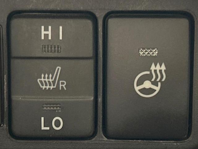 シエンタ Ｇ　クエロ　両側電動スライドドア　純正９型ナビ　全周囲カメラ　セーフティセンス　禁煙車　ハーフレザーシート　シートヒーター　コーナーセンサー　スマートキー　ＬＥＤヘッド　ＥＴＣ　純正１５インチＡＷ　オートエアコン（7枚目）