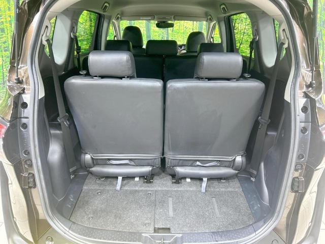 シエンタ ハイブリッドＧ　クエロ　両側パワスラ　純正９型ナビ　全周囲カメラ　セーフティセンス　禁煙車　ハーフレザーシート　前席シートヒーター　クリアランスソナー　レーンアシスト　スマートキー　ＬＥＤヘッド／フォグ　ステアリングヒーター（44枚目）