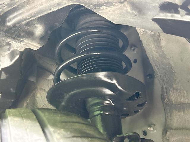 ヤリスクロス Ｚ　純正８型ディスプレイ　全周囲カメラ　セーフティセンス　ブラインドスポットモニター　禁煙車　ＬＥＤヘッド　ハーフレザーシート　前席シートヒーター　ステアリングヒーター　ＥＴＣ　Ｂｌｕｅｔｏｏｔｈ接続（20枚目）