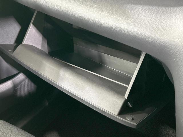 ヤリスクロス ハイブリッドＺ　純正８型ナビ　全周囲カメラ　セーフティセンス　レーダークルーズ　禁煙　ハーフレザー　パワーシート　前席シートヒーター　クリアランスソナー　ＬＥＤヘッド　ブラインドスポットモニター　ステアリングヒーター（49枚目）