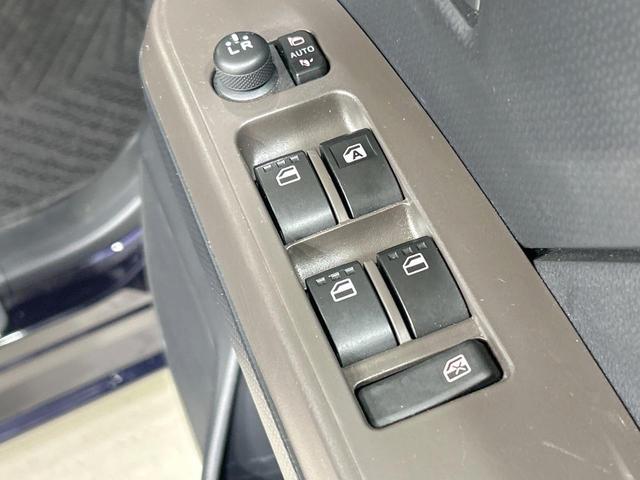 ルーミー Ｇ　純正９型ディスプレイ　全周囲カメラ　スマートアシスト　両側電動ドア　禁煙車　ＥＴＣ　Ｂｌｕｅｔｏｏｔｈ再生　コーナーセンサー　前席シートヒーター　ＬＥＤヘッド　オートライト　スマートキー　盗難防止装置（49枚目）