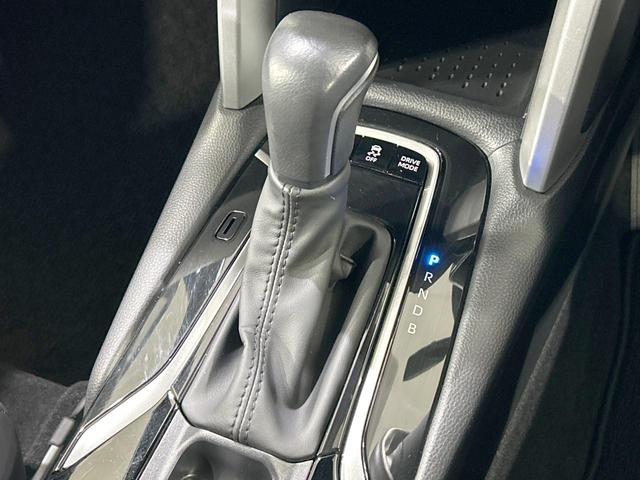 カローラクロス ハイブリッド　Ｚ　モデリスタエアロ　純正１０型ナビ　バックカメラ　セーフティセンス　レーダークルーズ　禁煙車　ハーフレザーシート　パワーシート　コーナーセンサー　スマートキー　ＬＥＤヘッド　ＥＴＣ　純正１８インチＡＷ（50枚目）