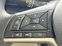 Ｍ　ｅアシスト　禁煙車　シートヒーター　レーンキープ　踏み間違い衝突防止アシスト　オートマチックハイビーム　車線逸脱警報　標識検知　先行車発進通知　ふらつき警報　前方衝突予測警報　Ｂｌｕｅｔｏｏｔｈ再生（45枚目）