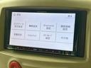 １５Ｘ　パーティーレッドセレクション　ＳＤナビ　バックカメラ　禁煙車　ＥＴＣ　Ｂｌｕｅｔｏｏｔｈ接続　ＨＩＤヘッド　スマートキー　ＣＤ／ＤＶＤ再生　地デジ　プッシュスタート　ベロアシート　シートリフター　アームレスト　盗難防止システム（32枚目）