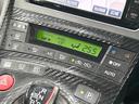 プリウス Sツーリングセレクション・G’s 純正ナビ バックカメラ 禁煙車 ETC Bluetooth接続 フルセグ HIDヘッド 専用純正18インチAW スマートキー フォグライト オートライト オートエアコン CD/DVD再生(6枚目)