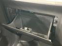 Ｆ　ＣＤオーディオ　禁煙車　ＥＴＣ　ＨＩＤヘッド　キーレス　ＡＵＸ接続　盗難防止装置　横滑り防止装置　衝突安全ボディ　プライバシーガラス　ドアバイザー　パワーウィンドウ（40枚目）