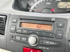 お好きな音楽を車内でお楽しみいただけます♪スピーカー交換・ウーハー追加などの音質向上や、最新ナビ・後席モニター等の取り付けも是非ご相談ください！ 3