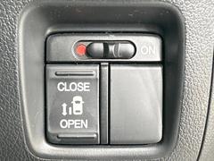 �ڥѥ���饤�ɥɥ��ۥ��ޡ��ȥ����䱿ž�ʤΥ����å��ǥ��饤�ɥɥ��γ��Ĥ���ǽ����ư�������Ϥ�����ƥɥ��򳫤���ɬ�פ�̵���������������ͤǤ⡢�Ť���ʪ����äƤ������饯�˳����Ĥ�Ǥ��ޤ��� 5