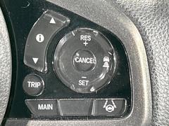 �ڥ����ץƥ��֥��롼������ȥ�����۹�®ƻϩ�Ǥ�Ĺ��Υ���Ԥ��ڤˡ�����ư��®�٤��ݤĥ��롼������ȥ����뤬�����ͷڸ������ƥ��Ϣ�Ȥ��������μ�ξ���Τ��Ƽִ֤��ݤĤ褦��®��Ĵ�ᤷ�Ƥ���ޤ����� 6