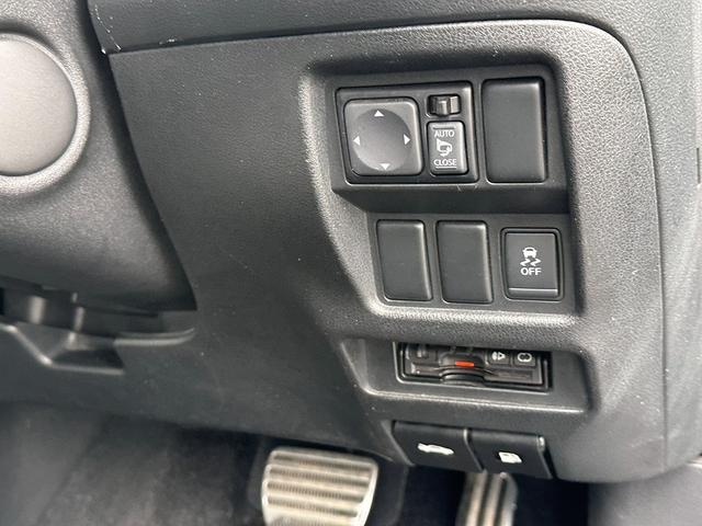 ジューク 16GT パーソナライゼーション 車検2027年10月ユザー買取車ワンオーナー純正ナビテレビ社外マフラーHIDヘッドライトETCプッシュスタートスマートキー色ブルーガソリン車5人乗り(11枚目)
