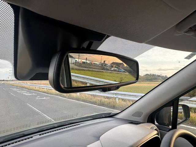 デイズ Ｘ　車検２０２７年１１月エマージェンシーブレーキアイドリングストップアラウンドビューモニタープッシュスタートスマートキー色グリーンガソリン車４人乗り（15枚目）