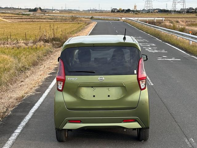 デイズ Ｘ　車検２０２７年１１月エマージェンシーブレーキアイドリングストップアラウンドビューモニタープッシュスタートスマートキー色グリーンガソリン車４人乗り（36枚目）