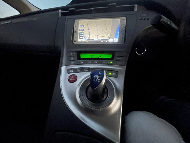 プリウスＰＨＶ Ｓ　純正ナビテレビＥＴＣ充電器ケーブル取説保証書記録簿スマートキー×２（19枚目）