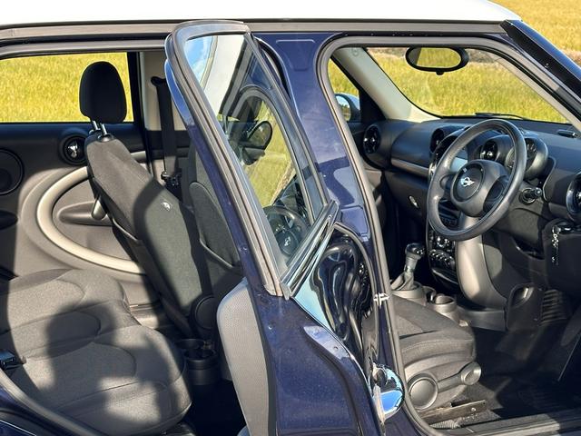 ＭＩＮＩ ワン　クロスオーバー　ユザー買取車純正ナビＥＴＣドライブレコーダー車検２０２６年３月プッシュスタート色ブルーガソリン車５人乗りエアバッグパワーウインドウ（15枚目）