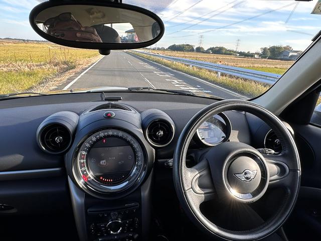 ＭＩＮＩ ワン　クロスオーバー　ユザー買取車純正ナビＥＴＣドライブレコーダー車検２０２６年３月プッシュスタート色ブルーガソリン車５人乗りエアバッグパワーウインドウ（22枚目）