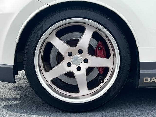 フェアレディZ ニスモ 6MT 専用チューニングコンピューター 専用ハーフレザーシート スマートキー・プッシュスタート WORK19インチアルミ(14枚目)