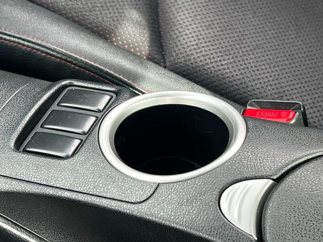 フェアレディZ ニスモ 6MT 専用チューニングコンピューター 専用ハーフレザーシート スマートキー・プッシュスタート WORK19インチアルミ(19枚目)