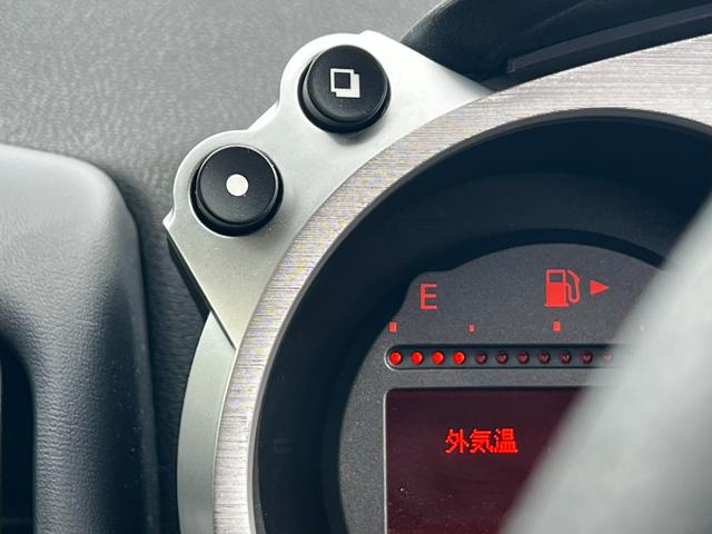 フェアレディZ ニスモ 6MT 専用チューニングコンピューター 専用ハーフレザーシート スマートキー・プッシュスタート WORK19インチアルミ(21枚目)