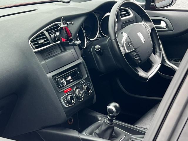 DS4 スポーツシック ETC オートクルーズコントロール アルミホイール HID 電動格納ミラー シートヒーター MT 盗難防止システム ABS ESC CD エアコン パワーウィンドウ(16枚目)