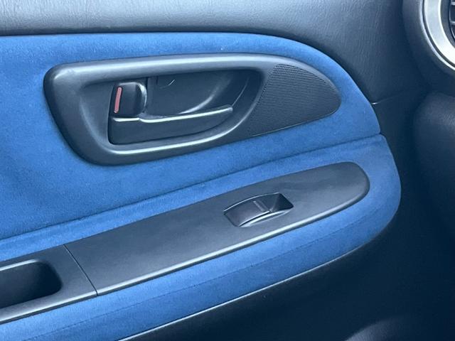 インプレッサ WRX 5速MT!4WD!NS2Rタイヤ!RMPRACINGホイール!Defi水温計/ターボ計!車高調!柿本改マフラー!(28枚目)