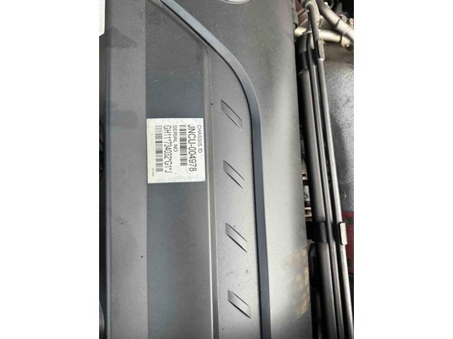 クオン カスタム 積載量10トン トラック ダンプ 後輪ダブル ETC ナビ エアコン パワーウィンドウ 運転席エアバッグ(16枚目)