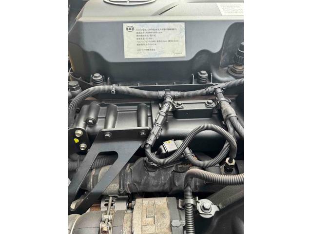 クオン カスタム 積載量10トン トラック ダンプ 後輪ダブル ETC ナビ エアコン パワーウィンドウ 運転席エアバッグ(21枚目)