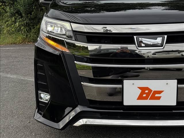 ノア Ｓｉ　ダブルバイビーＩＩＩ　両電スラ　１０インチフルセグナビ　１２インチフリップダウンモニター　セーフティセンス　スマートキー　Ｐスタ　ＢＴ　ＤＶＤ再生　ＥＴＣ　クルコン　ステリモ　ＬＥＤヘッドライト　Ａハイビーム　Ｃセンサー（36枚目）