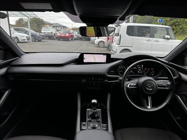 ＭＡＺＤＡ３ファストバック １５Ｓ　フルセグナビ　ＤＶＤ再生　ＢＴ　Ｂモニ　スマートＢ　追従クルコン　Ｃセンサー　ＨＵＤ　Ａホールド　電子Ｐ　スマキー　Ｐスタ　ＥＴＣ　ＬＥＤヘッド　Ａライト　Ａハイビーム　サイドエアＢ　ステリモ（2枚目）