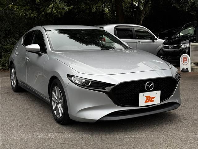 ＭＡＺＤＡ３ファストバック １５Ｓ　フルセグナビ　ＤＶＤ再生　ＢＴ　Ｂモニ　スマートＢ　追従クルコン　Ｃセンサー　ＨＵＤ　Ａホールド　電子Ｐ　スマキー　Ｐスタ　ＥＴＣ　ＬＥＤヘッド　Ａライト　Ａハイビーム　サイドエアＢ　ステリモ（5枚目）