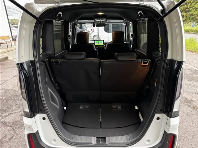 N-BOXカスタム ターボ 9インチフルセグナビ ホンダセンシング 両電スラ ETC 前後ドラレコ Bモニター BT Pスタ スマートキー Cセンサー シートヒーター レーダークルコン Aハイビーム Aライト LEDヘッド(11枚目)