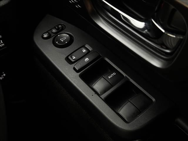 N-BOXカスタム ターボ 9インチフルセグナビ ホンダセンシング 両電スラ ETC 前後ドラレコ Bモニター BT Pスタ スマートキー Cセンサー シートヒーター レーダークルコン Aハイビーム Aライト LEDヘッド(27枚目)
