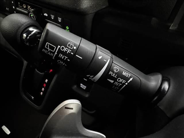 N-BOXカスタム ターボ 9インチフルセグナビ ホンダセンシング 両電スラ ETC 前後ドラレコ Bモニター BT Pスタ スマートキー Cセンサー シートヒーター レーダークルコン Aハイビーム Aライト LEDヘッド(31枚目)