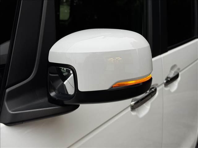 N-BOXカスタム ターボ 9インチフルセグナビ ホンダセンシング 両電スラ ETC 前後ドラレコ Bモニター BT Pスタ スマートキー Cセンサー シートヒーター レーダークルコン Aハイビーム Aライト LEDヘッド(35枚目)