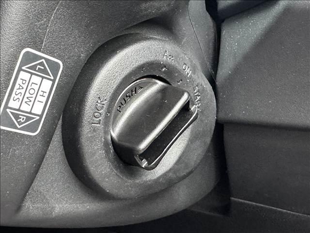 エクストレイル ２０Ｘｔｔ　後期　フルセグナビ　Ｂモニター　パートタイム４ＷＤ　インテリキー　シートヒーター　ＢＴ　ＤＶＤ再生　ＭＳＶクルコン　ＥＴＣ　キセノン　フォグ　Ａライト　横滑り防止　マットバイザー　撥水シート（14枚目）