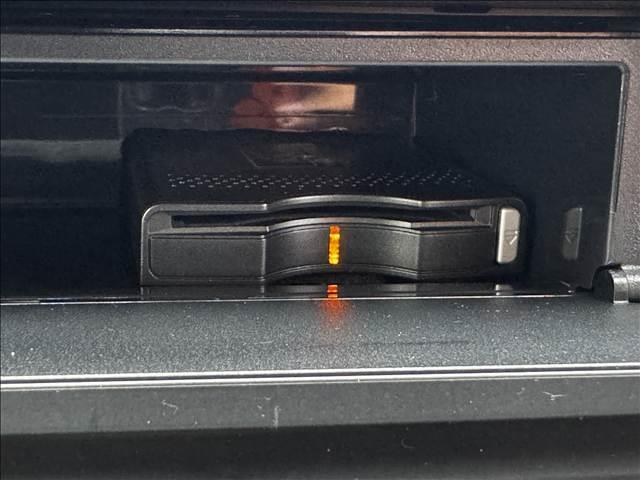 エクストレイル ２０Ｘｔｔ　後期　フルセグナビ　Ｂモニター　パートタイム４ＷＤ　インテリキー　シートヒーター　ＢＴ　ＤＶＤ再生　ＭＳＶクルコン　ＥＴＣ　キセノン　フォグ　Ａライト　横滑り防止　マットバイザー　撥水シート（15枚目）