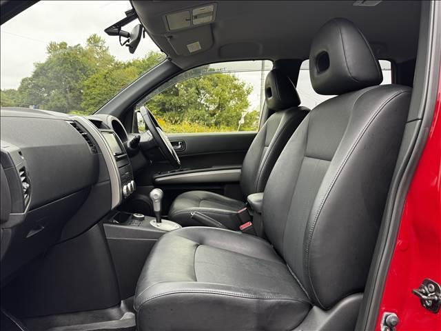 エクストレイル ２０Ｘｔｔ　後期　フルセグナビ　Ｂモニター　パートタイム４ＷＤ　インテリキー　シートヒーター　ＢＴ　ＤＶＤ再生　ＭＳＶクルコン　ＥＴＣ　キセノン　フォグ　Ａライト　横滑り防止　マットバイザー　撥水シート（25枚目）