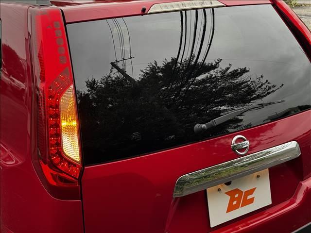 エクストレイル ２０Ｘｔｔ　後期　フルセグナビ　Ｂモニター　パートタイム４ＷＤ　インテリキー　シートヒーター　ＢＴ　ＤＶＤ再生　ＭＳＶクルコン　ＥＴＣ　キセノン　フォグ　Ａライト　横滑り防止　マットバイザー　撥水シート（36枚目）