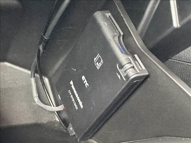 インプレッサスポーツ 1.6i-L フルセグナビ Bモニター BT DVD再生 H フルセグナビ Bモニター BT DVD再生 HIDヘッド フォグ Aスト キーレス ETC 電格ミラー Pガラス マット バイザー 革巻ステア 横滑り防止 シートリフター 分割可倒シート ISOFIX(4枚目)