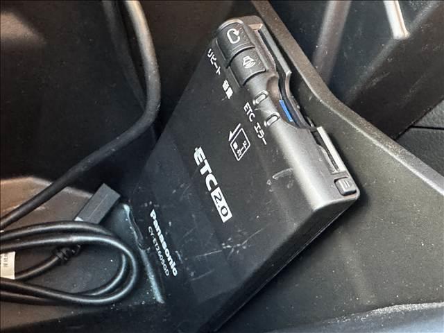 WRX S4 2.0GT-Sアイサイト 後期 8インチフルセグナビ B・Sモニター BT 大型リアスポイラー アイサイト 追従クルコン BSM AVH ETC2.0 Pシート シートヒーター ハーフレザー パドルシフト ドラレコ LED(16枚目)