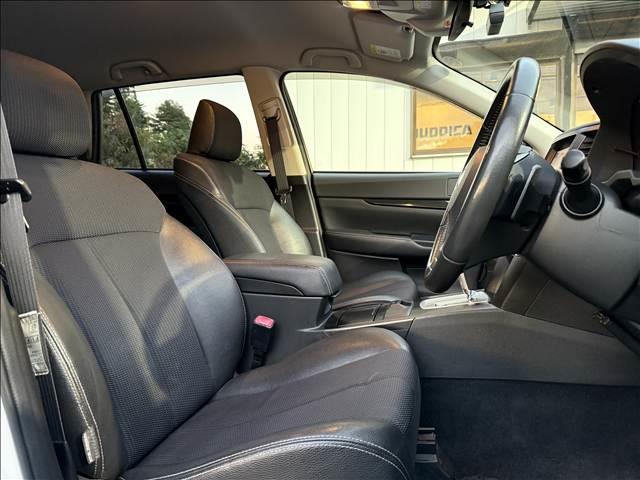 レガシィツーリングワゴン ２．５ｉアイサイト　Ｓパッケージ　フルセグナビ　アイサイト　Ｂモニター　スマートキー　Ｐスタート　追従クルコン　ドラレコ　ＥＴＣ　ＢＴ　ＤＶＤ再生　キセノン　フォグ　Ａライト　ステリモ　Ｐシート　サイド／カーテンＳＲＳ　マット　バイザ（9枚目）