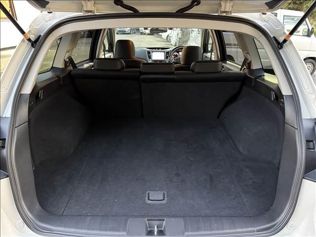 レガシィツーリングワゴン ２．５ｉアイサイト　Ｓパッケージ　フルセグナビ　アイサイト　Ｂモニター　スマートキー　Ｐスタート　追従クルコン　ドラレコ　ＥＴＣ　ＢＴ　ＤＶＤ再生　キセノン　フォグ　Ａライト　ステリモ　Ｐシート　サイド／カーテンＳＲＳ　マット　バイザ（11枚目）