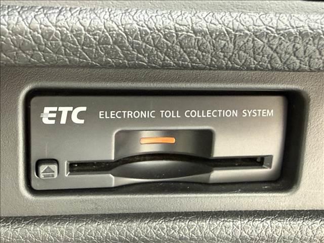 エクストレイル ２０Ｘ　ハイブリッド　エマージェンシーブレーキＰ　フルセグナビ　エマブレ　アラビュー　Ｄインナーミラー　ＢＳＭ　インテリキー　Ｐスタート　Ｐバックドア　ＥＴＣ　ＢＴ　ＤＶＤ再生　シートヒーター　クルコン　ステリモ　ＬＥＤヘッド　フォグ　Ａライト（14枚目）