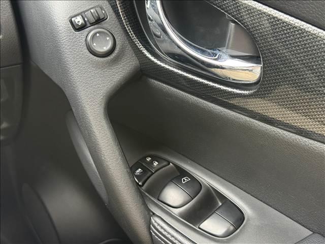 エクストレイル ２０Ｘ　ハイブリッド　エマージェンシーブレーキＰ　フルセグナビ　エマブレ　アラビュー　Ｄインナーミラー　ＢＳＭ　インテリキー　Ｐスタート　Ｐバックドア　ＥＴＣ　ＢＴ　ＤＶＤ再生　シートヒーター　クルコン　ステリモ　ＬＥＤヘッド　フォグ　Ａライト（29枚目）