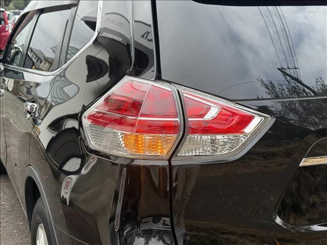 エクストレイル ２０Ｘ　ハイブリッド　エマージェンシーブレーキＰ　フルセグナビ　エマブレ　アラビュー　Ｄインナーミラー　ＢＳＭ　インテリキー　Ｐスタート　Ｐバックドア　ＥＴＣ　ＢＴ　ＤＶＤ再生　シートヒーター　クルコン　ステリモ　ＬＥＤヘッド　フォグ　Ａライト（36枚目）