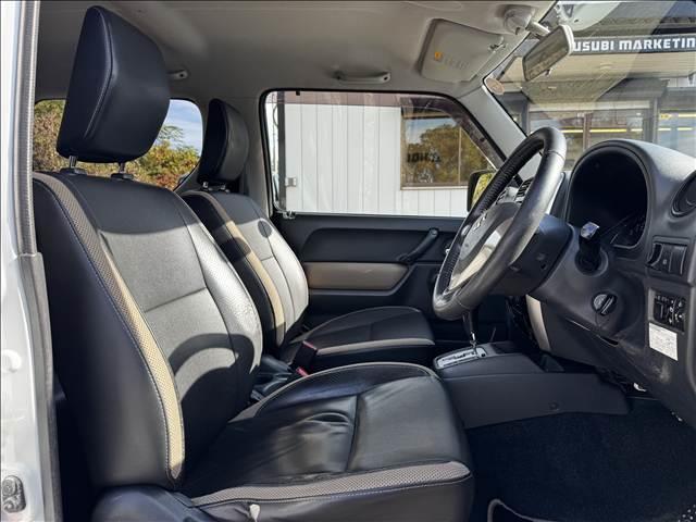 ジムニー ランドベンチャー　パートタイム４ＷＤ　ＩＣターボ　ハーフレザー　シートヒーター　ＥＴＣ　電格ミラー　ミラーウィンカー　キーレス　フォグ　レベライザー　革巻ステア　ステリモ　シガーソケット　Ｐガラス（9枚目）