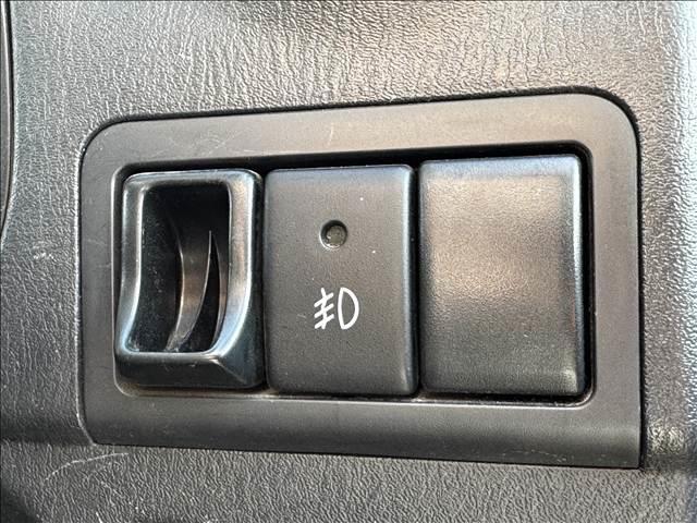 ジムニー ランドベンチャー　パートタイム４ＷＤ　ＩＣターボ　ハーフレザー　シートヒーター　ＥＴＣ　電格ミラー　ミラーウィンカー　キーレス　フォグ　レベライザー　革巻ステア　ステリモ　シガーソケット　Ｐガラス（15枚目）