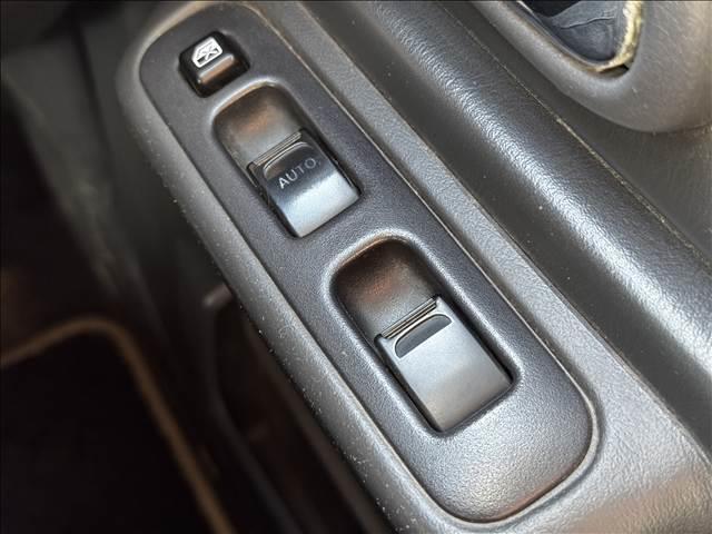 ジムニー ランドベンチャー　パートタイム４ＷＤ　ＩＣターボ　ハーフレザー　シートヒーター　ＥＴＣ　電格ミラー　ミラーウィンカー　キーレス　フォグ　レベライザー　革巻ステア　ステリモ　シガーソケット　Ｐガラス（27枚目）